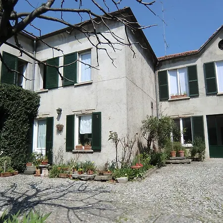 Leon D'oro Bed and Breakfast 3*