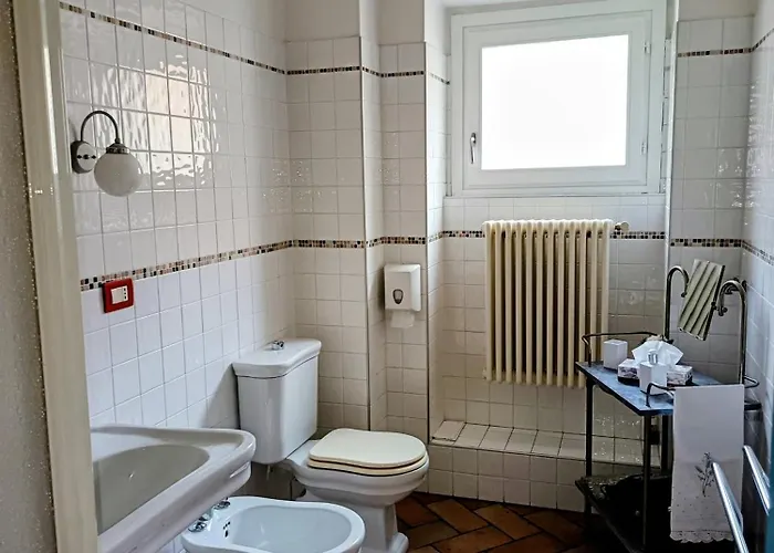 Couette-café Leon D'oro 3*